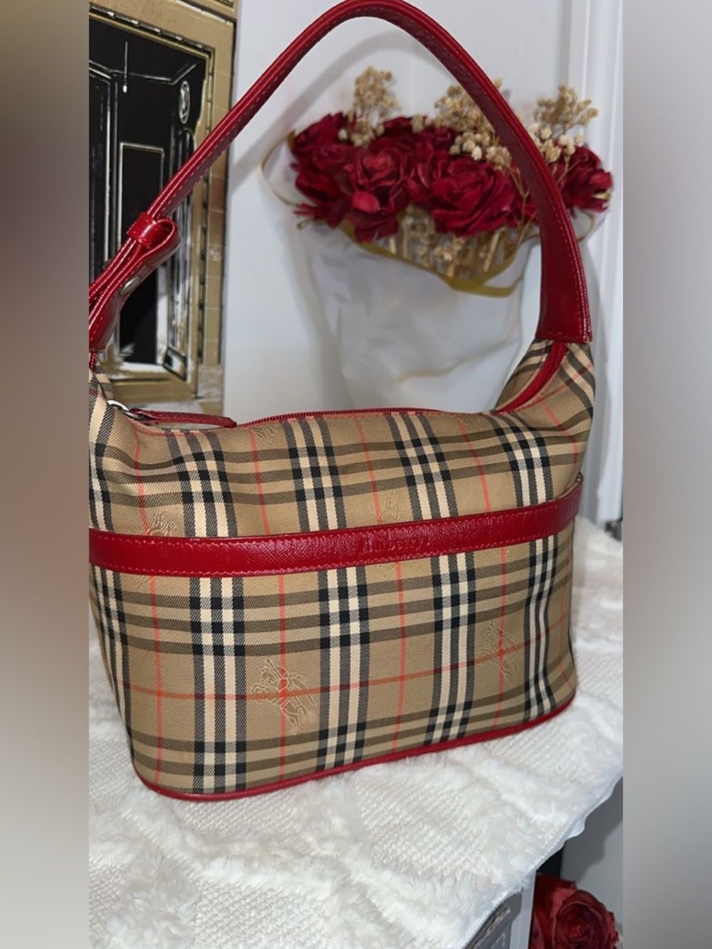 Burberry Nova check hand bag